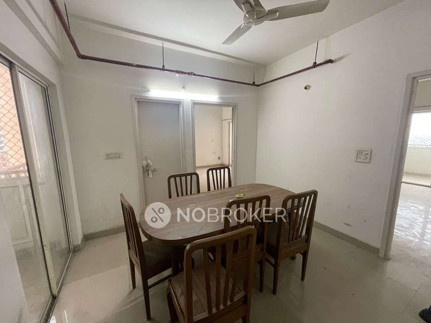 2 BHK Flat In Respberry For Sale  In Sadarpur