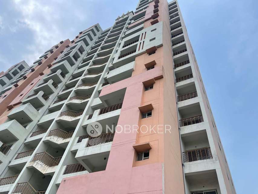 2 BHK Flat In Respberry For Sale  In Sadarpur