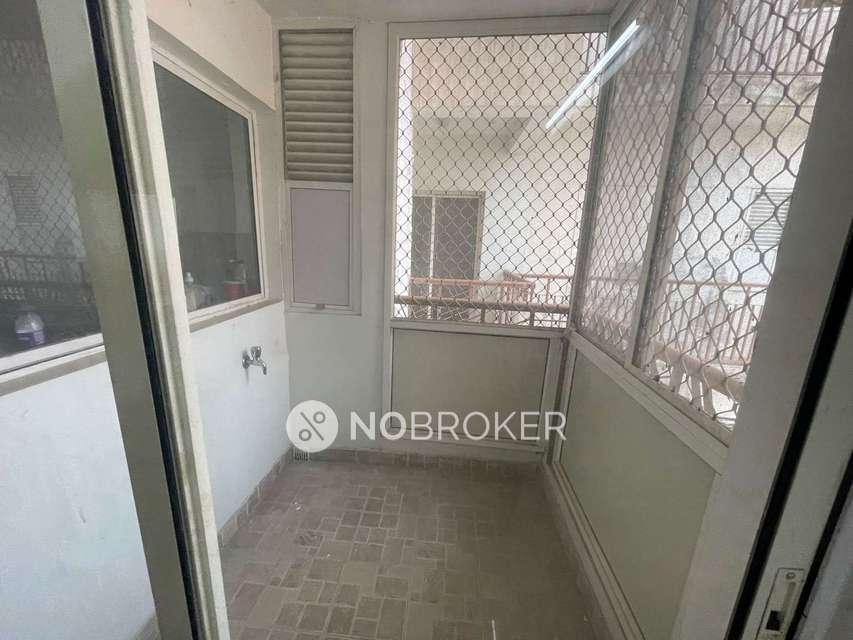 2 BHK Flat In Respberry For Sale  In Sadarpur