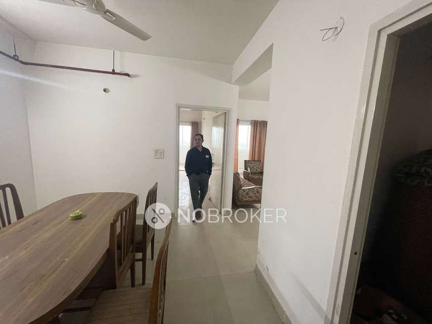 2 BHK Flat In Respberry For Sale  In Sadarpur