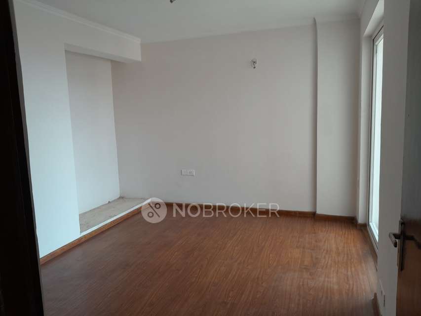 2 BHK Flat In Amrapali Leisure Park For Sale  In Techzone 4