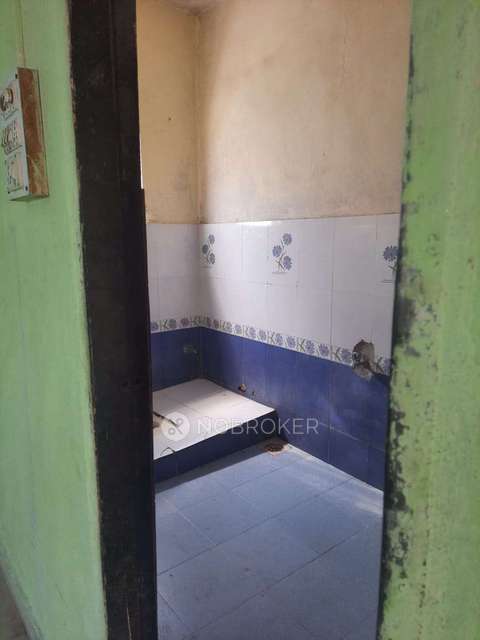 1 RK House for Rent  In Laxmi Nagar Lane No 1