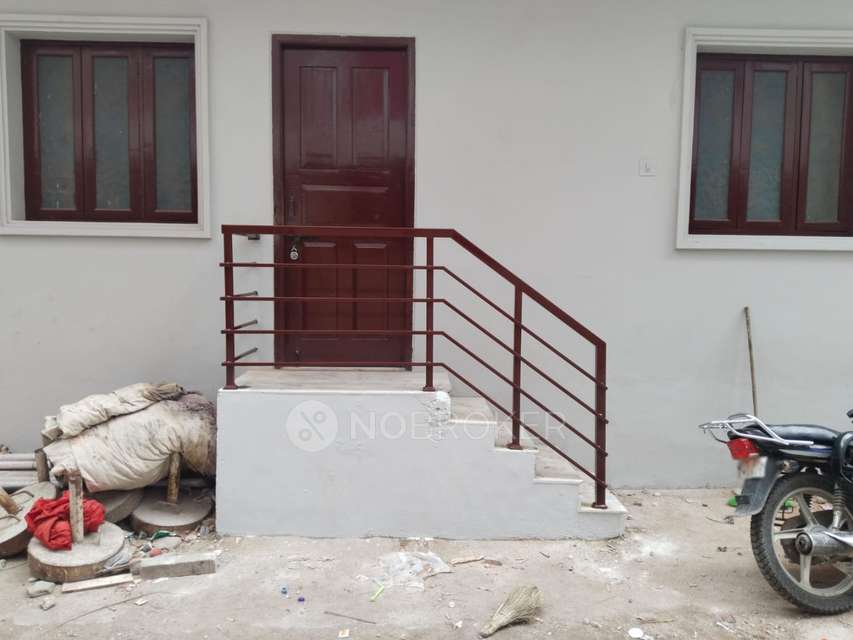 4+ BHK House For Sale  In Mallepally