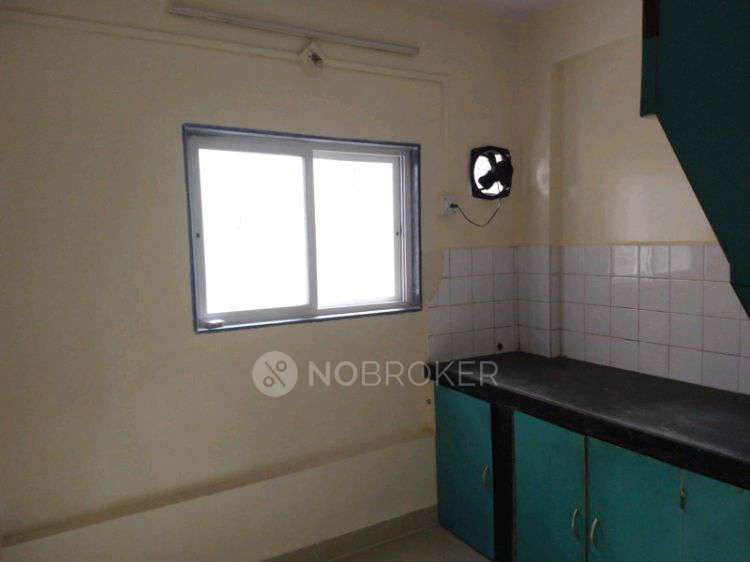 1 BHK Flat In Siddharth Building for Rent  In Dhankawadi