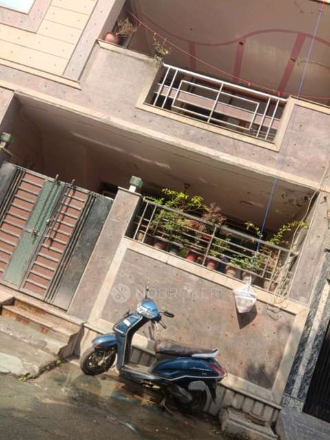 PG for Boys in Mukherjee Nagar