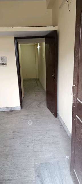 1 BHK Flat For Sale  In Dilshad Colony