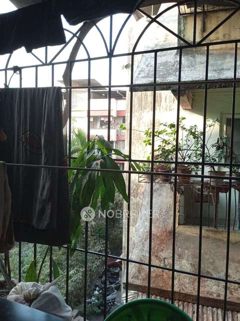 1 RK Flat In Atmaram Patel Apartment For Sale  In Thane West
