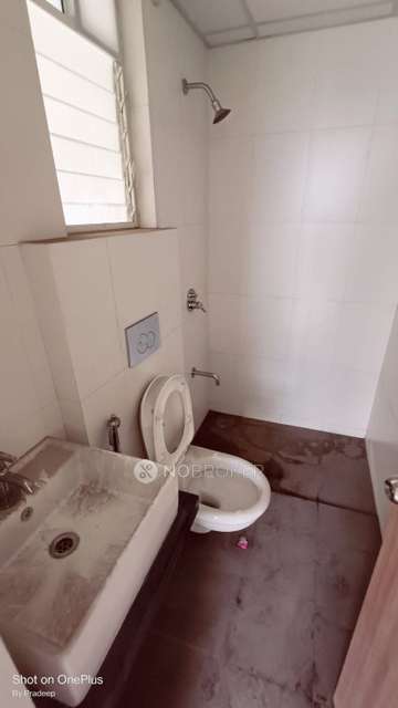 2 BHK Flat In Godrej Emerald Vista For Sale  In Bhayandarpada, Thane West