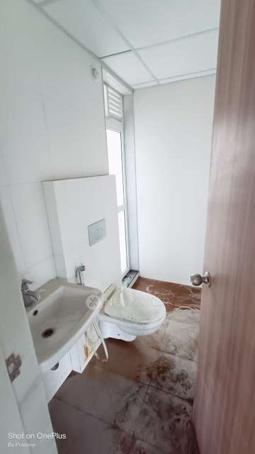 2 BHK Flat In Godrej Emerald Vista For Sale  In Bhayandarpada, Thane West