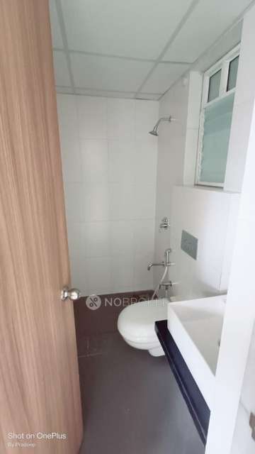 2 BHK Flat In Godrej Emerald Vista For Sale  In Bhayandarpada, Thane West