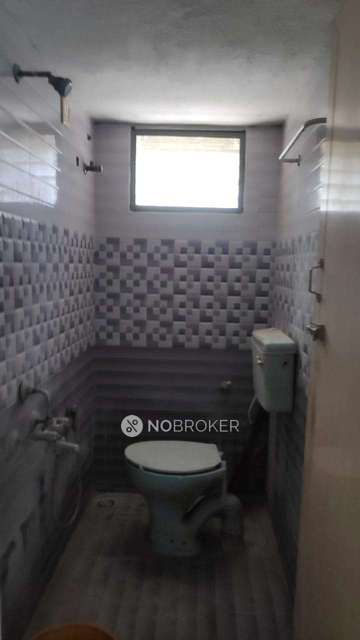 1 BHK Flat In Golden Apartments For Sale  In Pozhichalur