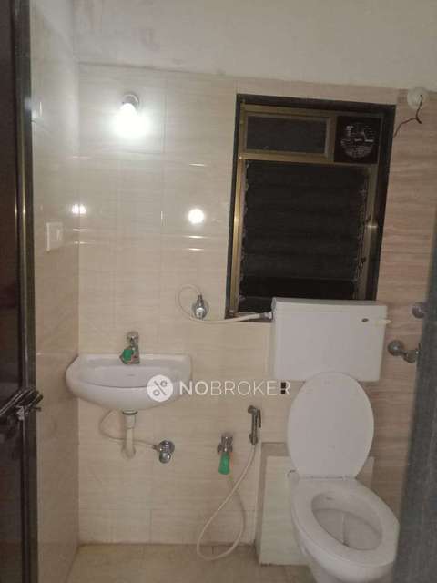 2 BHK Flat In Kumar Urban Kul Tulip, For Sale  In Ghatkopar East