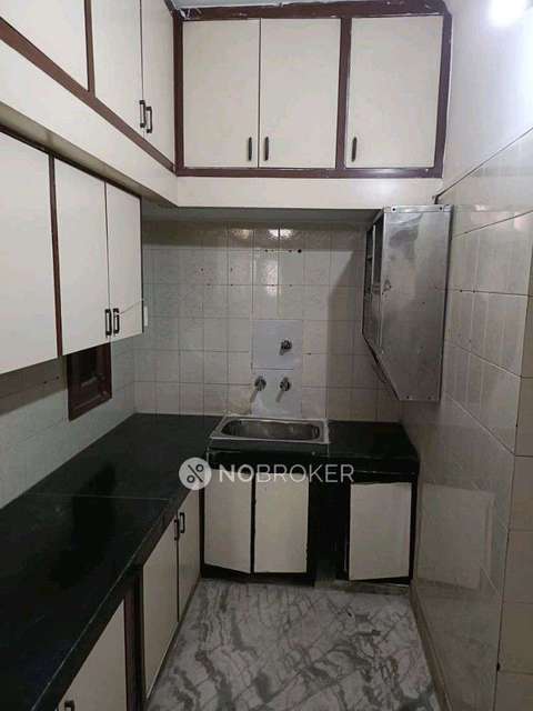 4+ BHK Flat For Sale  In Sector 19