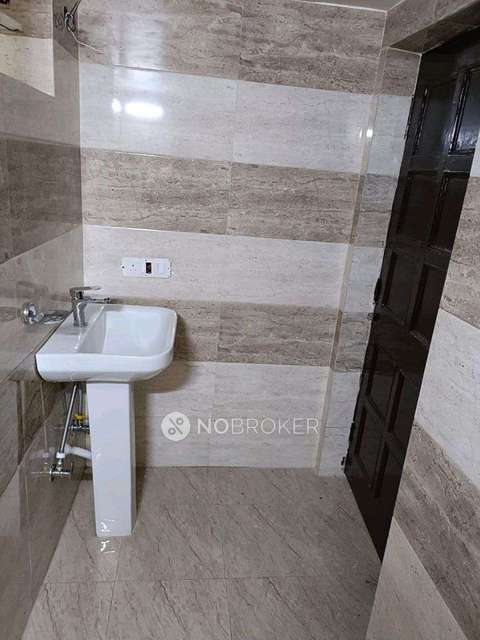 4+ BHK Flat For Sale  In Sector 19