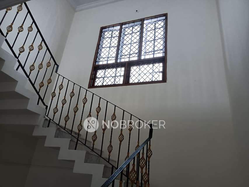 4+ BHK House For Sale  In Madhura Nagar