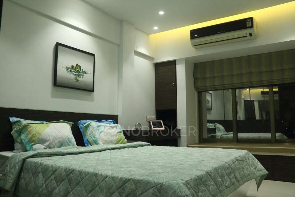 2 BHK Flat In Preeti Park For Sale  In Priti Park