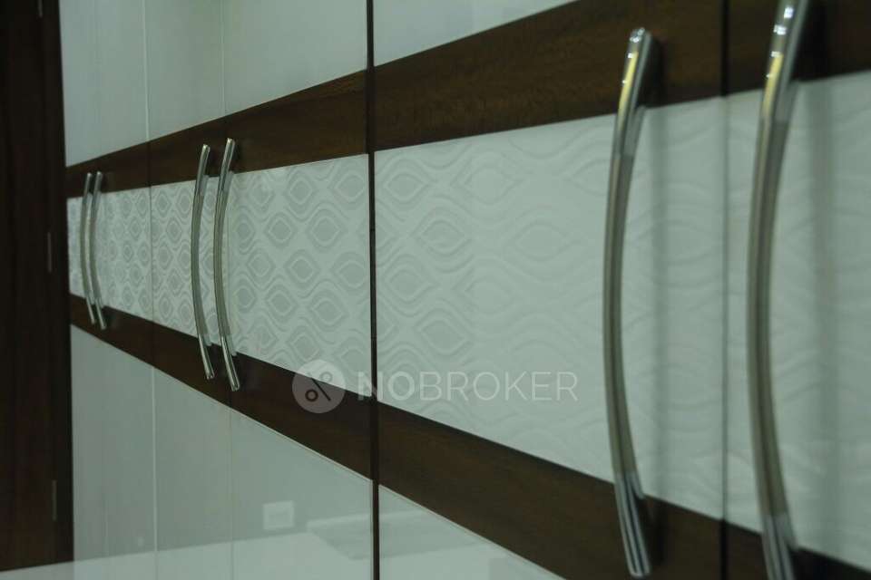 2 BHK Flat In Preeti Park For Sale  In Priti Park