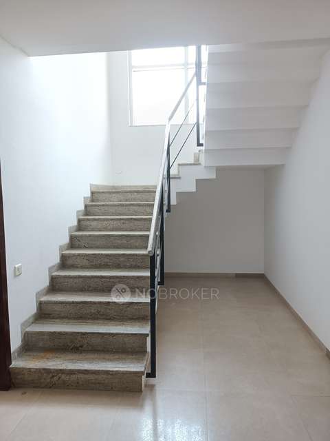 4 BHK Flat In Estado Presidential Phase Ii For Sale  In Pimpri-chinchwad