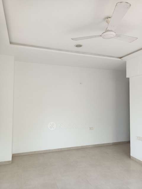 4 BHK Flat In Estado Presidential Phase Ii For Sale  In Pimpri-chinchwad