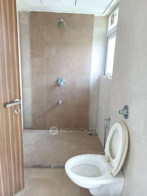 4 BHK Flat In Estado Presidential Phase Ii For Sale  In Pimpri-chinchwad