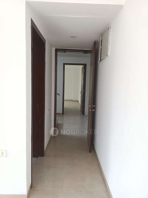 4 BHK Flat In Estado Presidential Phase Ii For Sale  In Pimpri-chinchwad