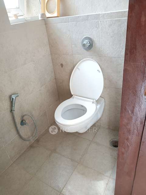 4 BHK Flat In Estado Presidential Phase Ii For Sale  In Pimpri-chinchwad