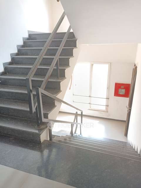 4 BHK Flat In Estado Presidential Phase Ii For Sale  In Pimpri-chinchwad