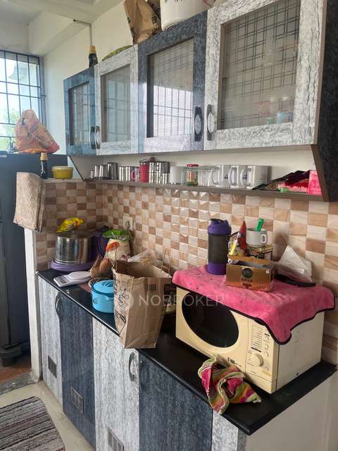 2 BHK Flat In Color Castle For Sale  In Perumbakkam