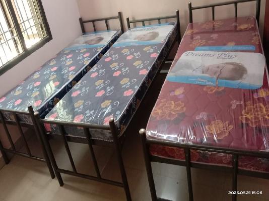 PG for Boys in Paranur