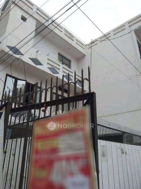 2 BHK House for Rent  In Sector 8