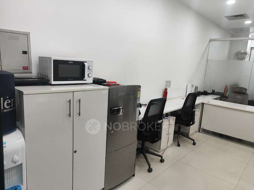 Shop in Sector 62, Gurgaon for Rent 