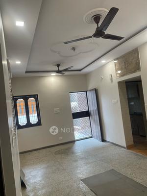 3 BHK Flat In R.u. Block for Rent  In Pitam Pura