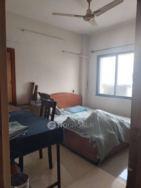 2 BHK Flat In Aditi Co-op Housing Society For Sale  In Andheri West