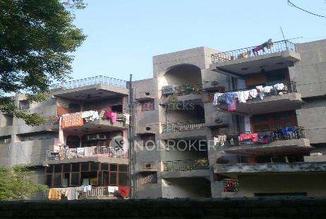 2 BHK Flat In Geeta Colony Prws Block 3 And 7 For Sale  In Geeta Colony