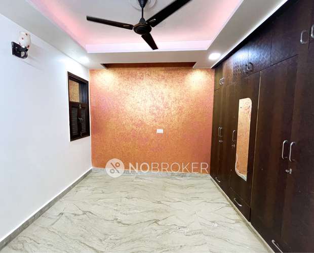 4 BHK Flat For Sale  In Pitampura