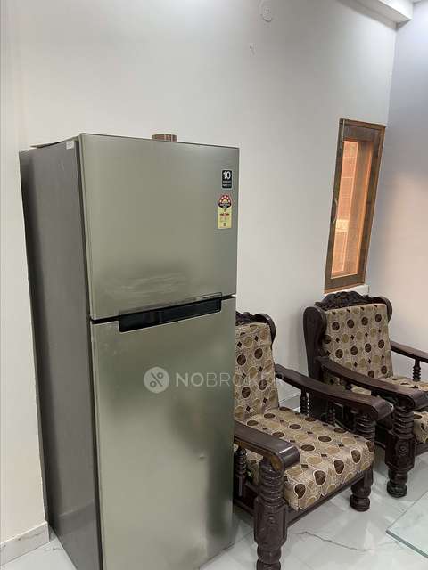 1 BHK Flat In Rajouri Apartments for Rent  In Rajouri Garden