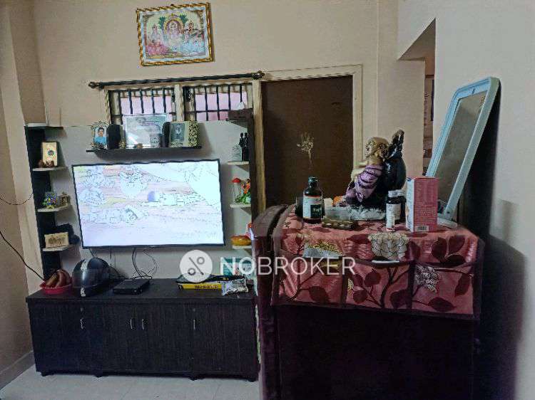 2 BHK Flat In Dev Prayag Apartments For Sale  In Padi