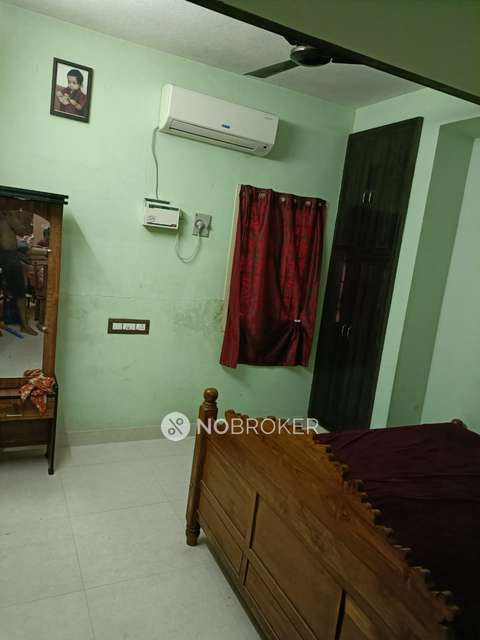 2 BHK Flat In Dev Prayag Apartments For Sale  In Padi