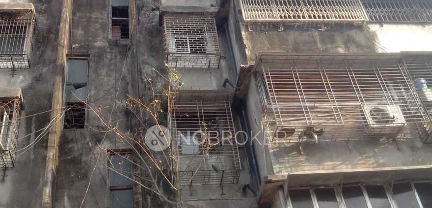 1 RK Flat In Khimji Maharaj Bunglow for Rent  In Mulund West