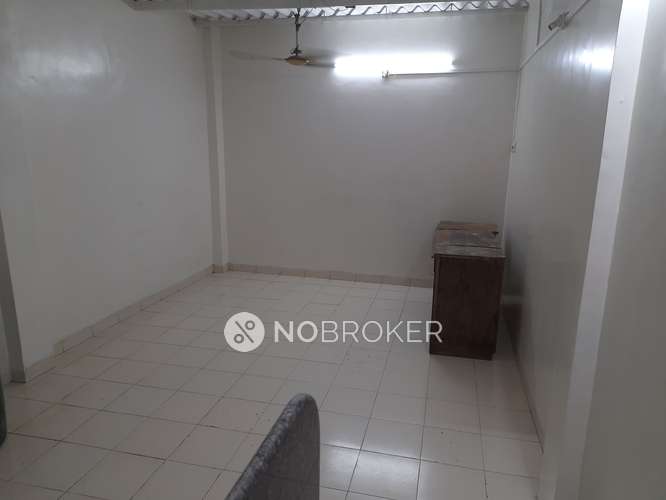 Godown/Warehouse in Kandivali East, Mumbai for sale 