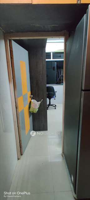 2 BHK Flat In Satyam Building, Mulund Colony West For Sale  In Mulund West