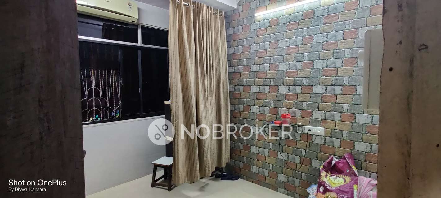 2 BHK Flat In Satyam Building, Mulund Colony West For Sale  In Mulund West