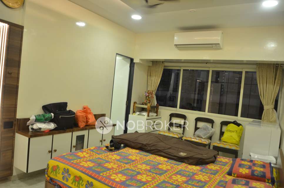 4 BHK Flat In Shirin Apartment For Sale  In Tardeo