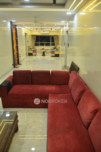 4 BHK Flat In Shirin Apartment For Sale  In Tardeo