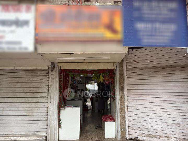 Shop in Malad West, Mumbai for sale 