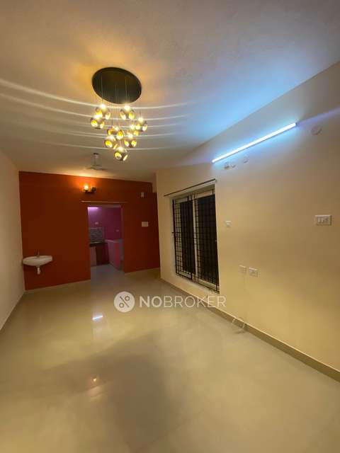 2 BHK Flat In Color Berry Apartment For Sale  In Padur 