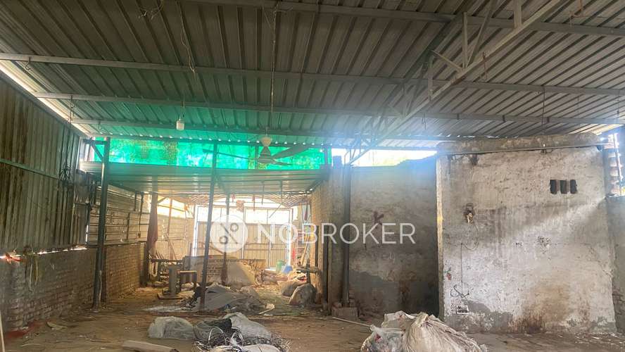 Godown/Warehouse in Ranhola, Delhi for Rent 