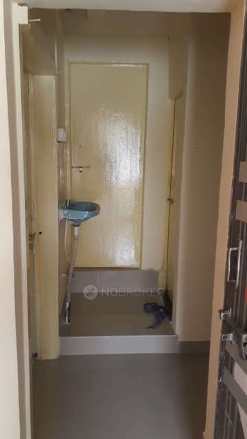 1 BHK Flat In Mahalakshmi Niwas for Rent  In Hadapsar