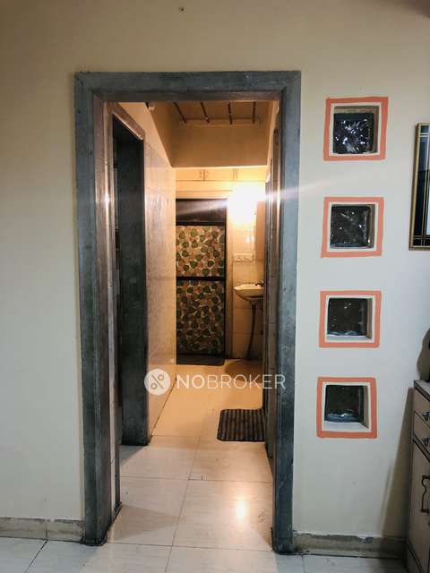 1 BHK Flat In Nakshatra Cooperative Housing Society For Sale  In Mulund East