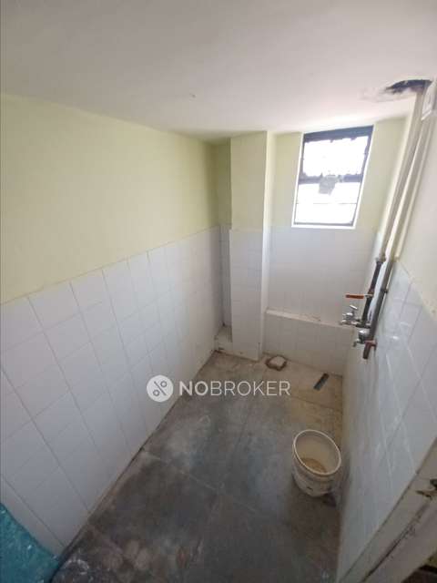 2 BHK Flat In Parinita Housing Society for Rent  In Laxmi Nagar